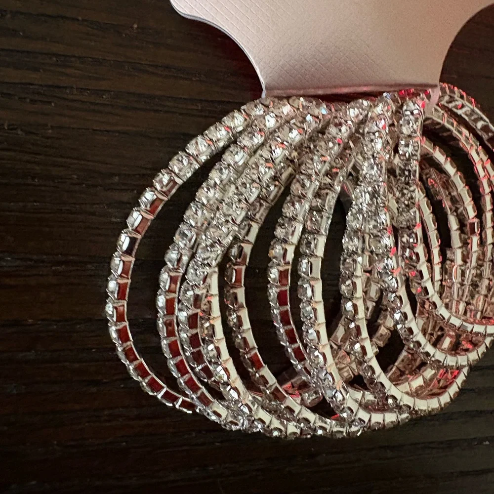 NEW Nicole Miller silver rhinestone bangle bracelet set